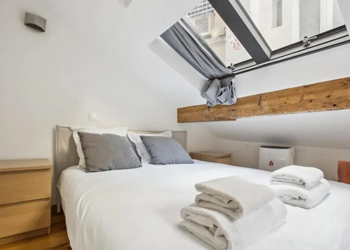 304 Boetie - Superb In